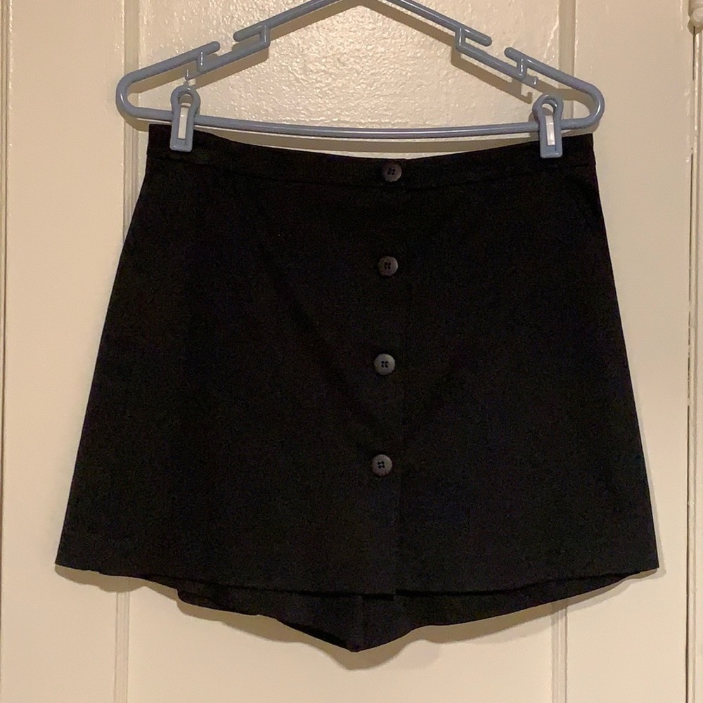 Black Cache Size 8 Skort